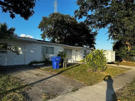 6901 Thomas Street Hollywood FL 33024