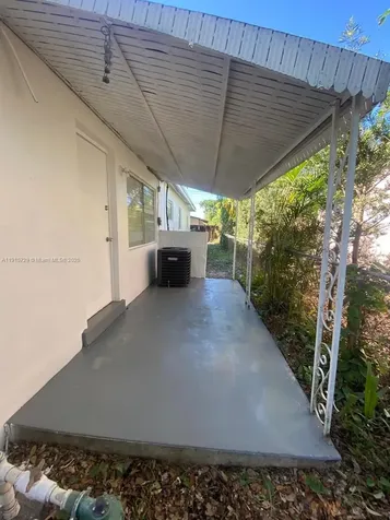 6901 Thomas Street Hollywood FL 33024
