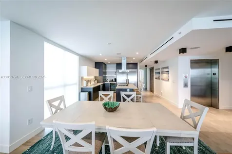 1930 Bay Drive Miami Beach FL 33141