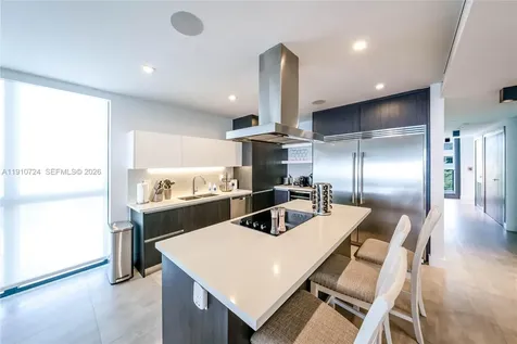 1930 Bay Drive Miami Beach FL 33141