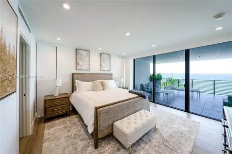 1930 Bay Drive Miami Beach FL 33141