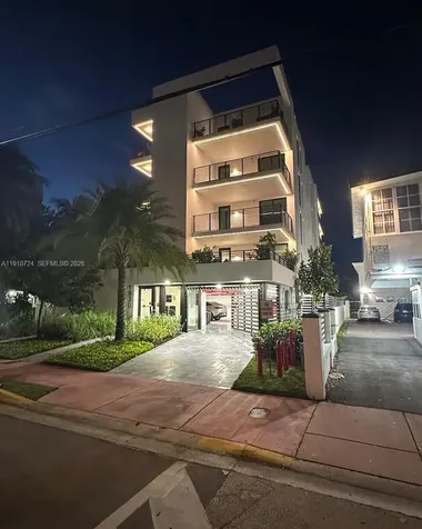 1930 Bay Drive Miami Beach FL 33141