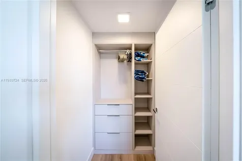 1930 Bay Drive Miami Beach FL 33141