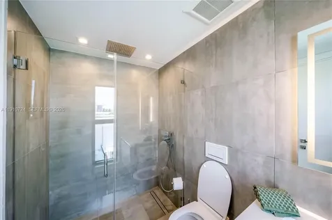 1930 Bay Drive Miami Beach FL 33141