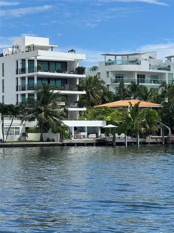 1930 Bay Drive Miami Beach FL 33141