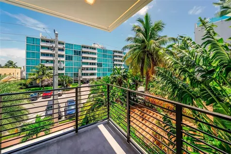 1930 Bay Drive Miami Beach FL 33141