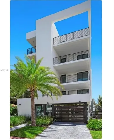 1930 Bay Drive Miami Beach FL 33141