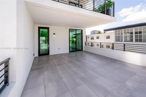 1930 Bay Drive Miami Beach FL 33141