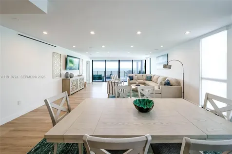 1930 Bay Drive Miami Beach FL 33141