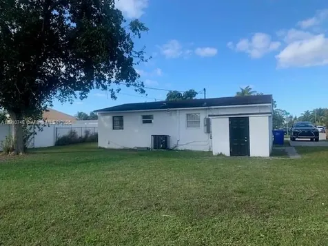 1609 S 25th Avenue Hollywood FL 33020