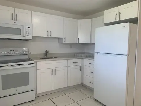 1609 S 25th Avenue Hollywood FL 33020