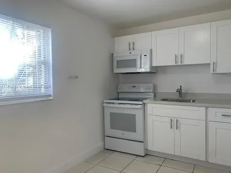 1609 S 25th Avenue Hollywood FL 33020