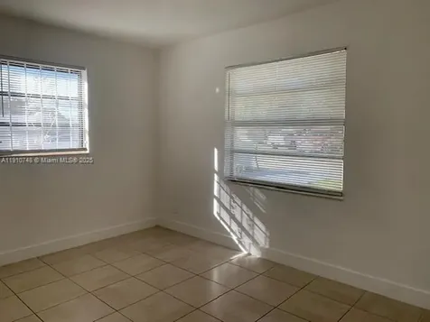 1609 S 25th Avenue Hollywood FL 33020