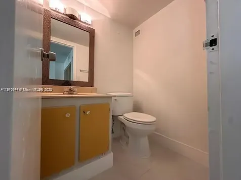 17021 N Bay Road Sunny Isles Beach FL 33160