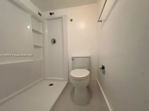 17021 N Bay Road Sunny Isles Beach FL 33160