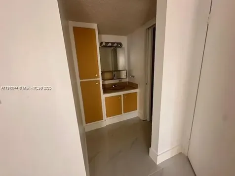 17021 N Bay Road Sunny Isles Beach FL 33160