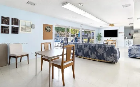 2170 NE 51st Court Fort Lauderdale FL 33308