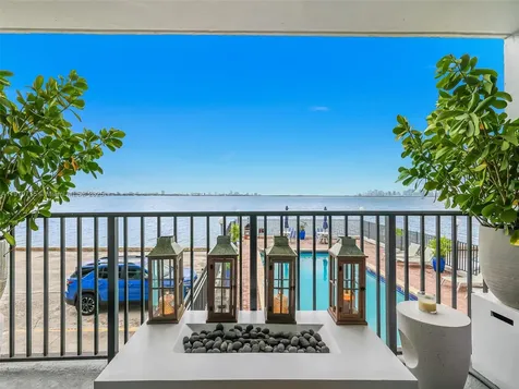 1820 S Treasure Drive North Bay Village FL 33141