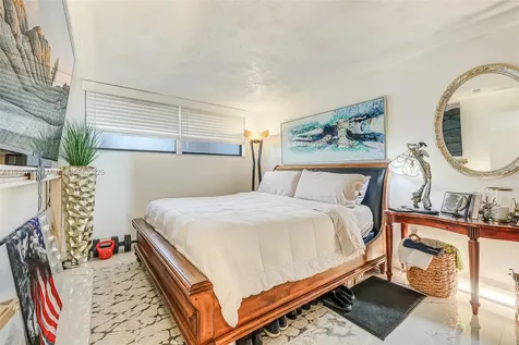 1820 S Treasure Drive North Bay Village FL 33141