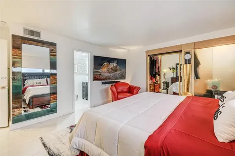 1820 S Treasure Drive North Bay Village FL 33141