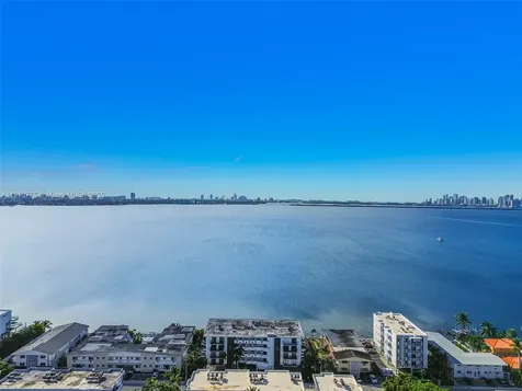 1820 S Treasure Drive North Bay Village FL 33141