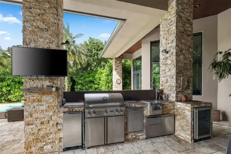 12321 NW 2nd Street Plantation FL 33325