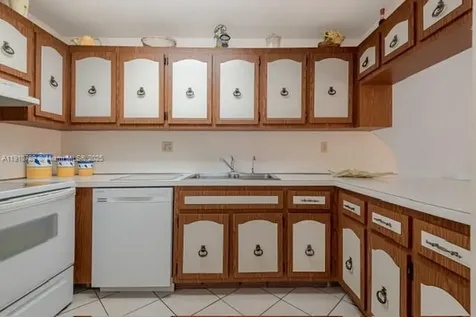 1890 W 56th Street Hialeah FL 33012