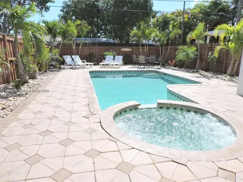 1148 Johnson Street Hollywood FL 33019