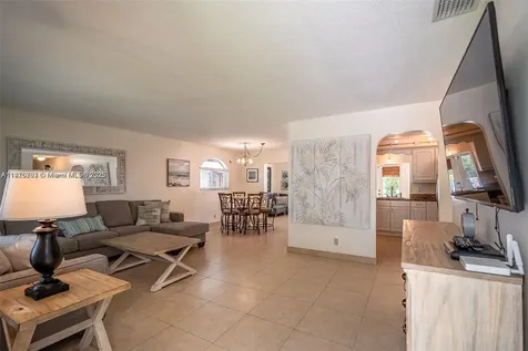 1148 Johnson Street Hollywood FL 33019