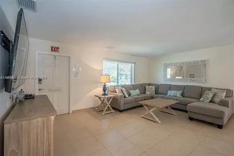 1148 Johnson Street Hollywood FL 33019
