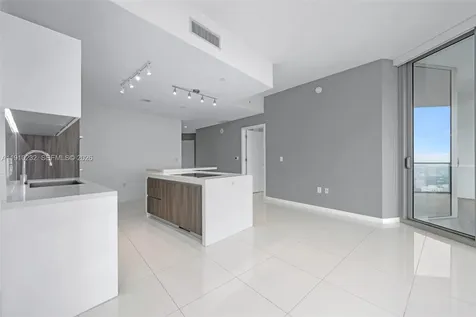 851 NE 1st Avenue Miami FL 33132