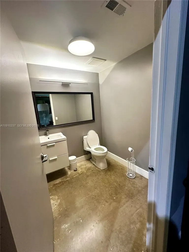 2901 SW 3rd Avenue Fort Lauderdale FL 33315