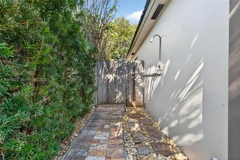 3414 Norfolk Street Pompano Beach FL 33062