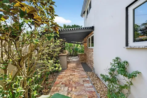 3414 Norfolk Street Pompano Beach FL 33062