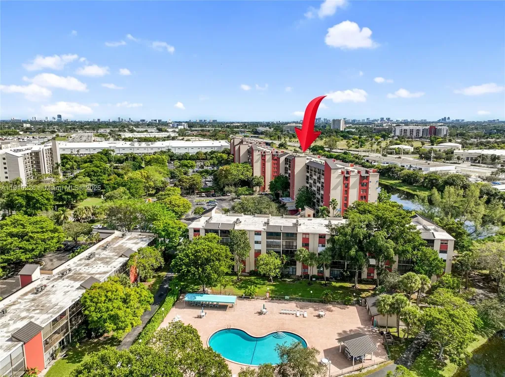 2206 S Cypress Bend Drive Pompano Beach FL 33069