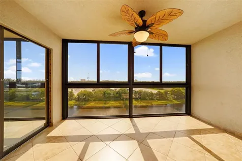 2206 S Cypress Bend Drive Pompano Beach FL 33069