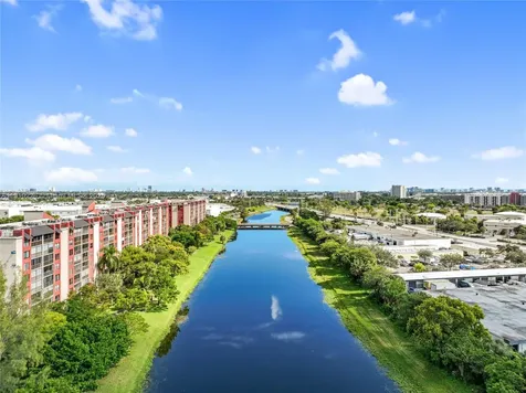 2206 S Cypress Bend Drive Pompano Beach FL 33069
