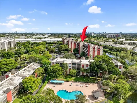 2206 S Cypress Bend Drive Pompano Beach FL 33069