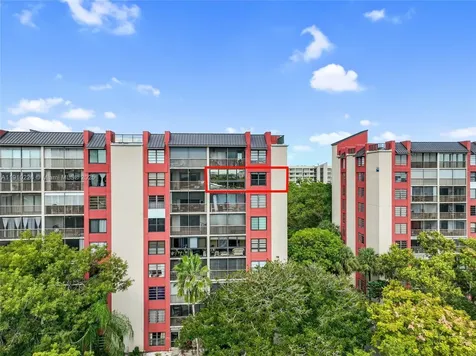 2206 S Cypress Bend Drive Pompano Beach FL 33069