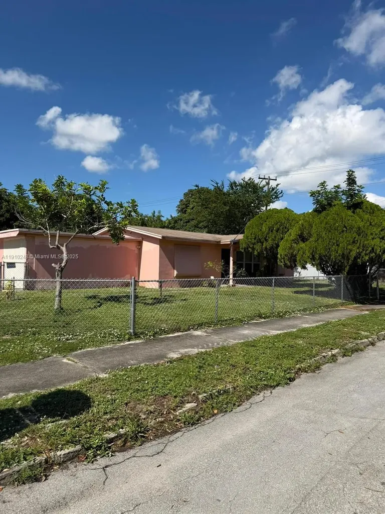 3009 S Terrace Drive West Palm Beach FL 33407