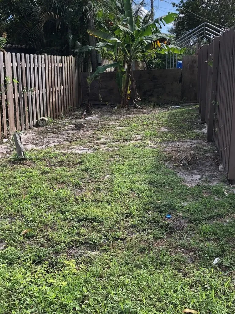 1309 NW 8th Avenue Fort Lauderdale FL 33311