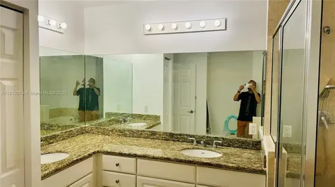3001 NE 185th Street Aventura FL 33180