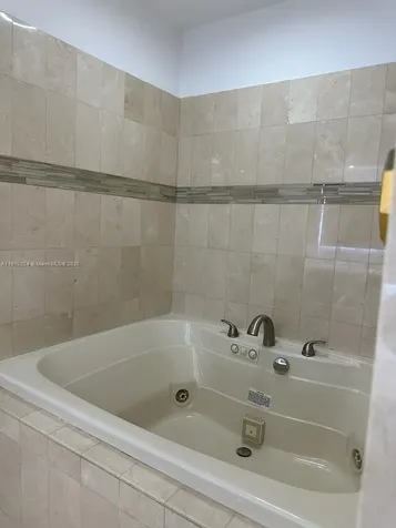 251 Crandon Boulevard Key Biscayne FL 33149