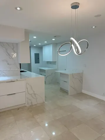 251 Crandon Boulevard Key Biscayne FL 33149