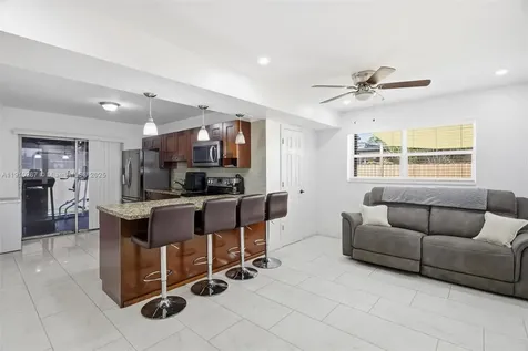 4260 NW 169th Terrace Miami Gardens FL 33055