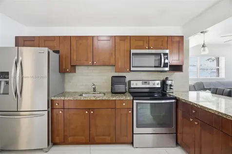4260 NW 169th Terrace Miami Gardens FL 33055