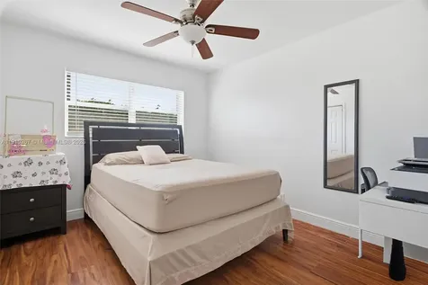 4260 NW 169th Terrace Miami Gardens FL 33055
