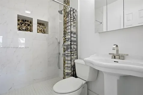 4260 NW 169th Terrace Miami Gardens FL 33055