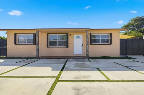 4260 NW 169th Terrace Miami Gardens FL 33055