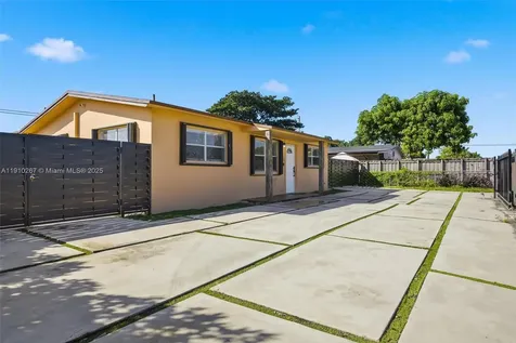 4260 NW 169th Terrace Miami Gardens FL 33055